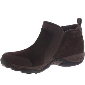 Easy Spirit Women's Evony Ankle Boot, Brown 201, 9